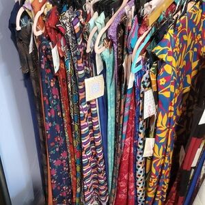LuLaRoe Multicolor Patterned Maxis